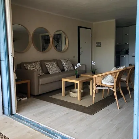 Loft Via Della Marina, شقة *