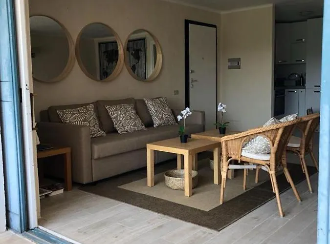 Loft Via Della Marina, Appartement *